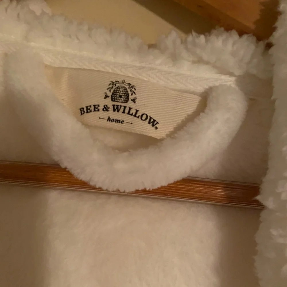 Hooded robe - Picture 3 of 7